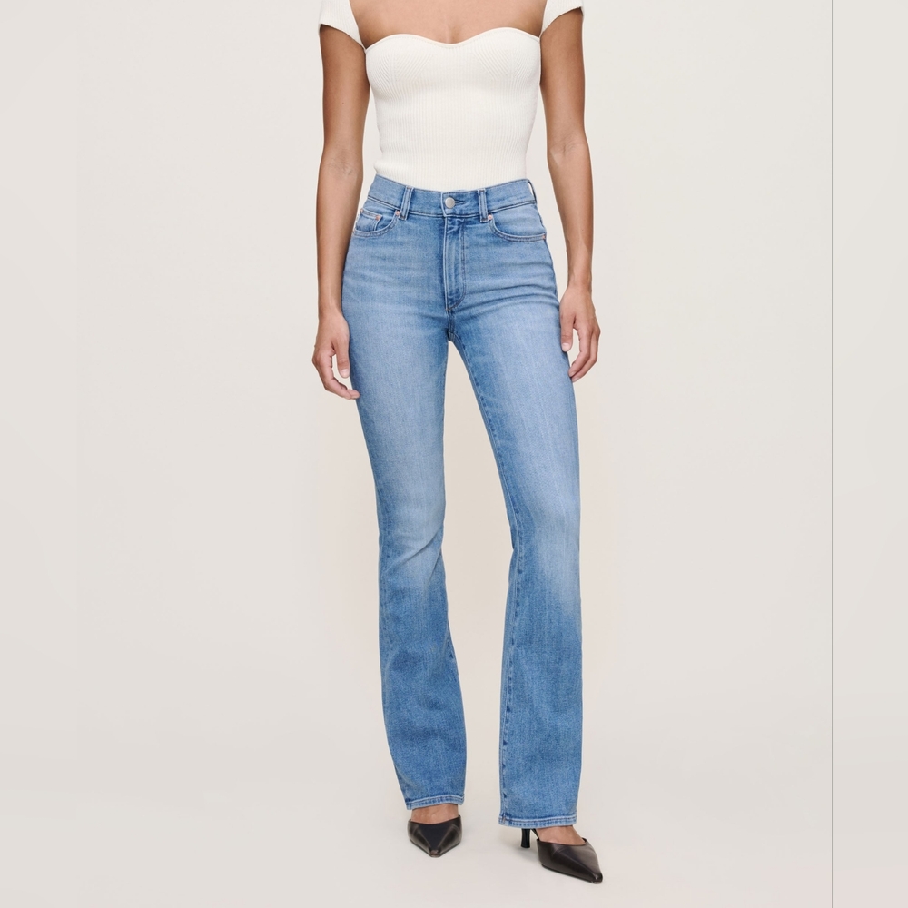 DL1961 Women's Light Blue Boot Cut Jeans